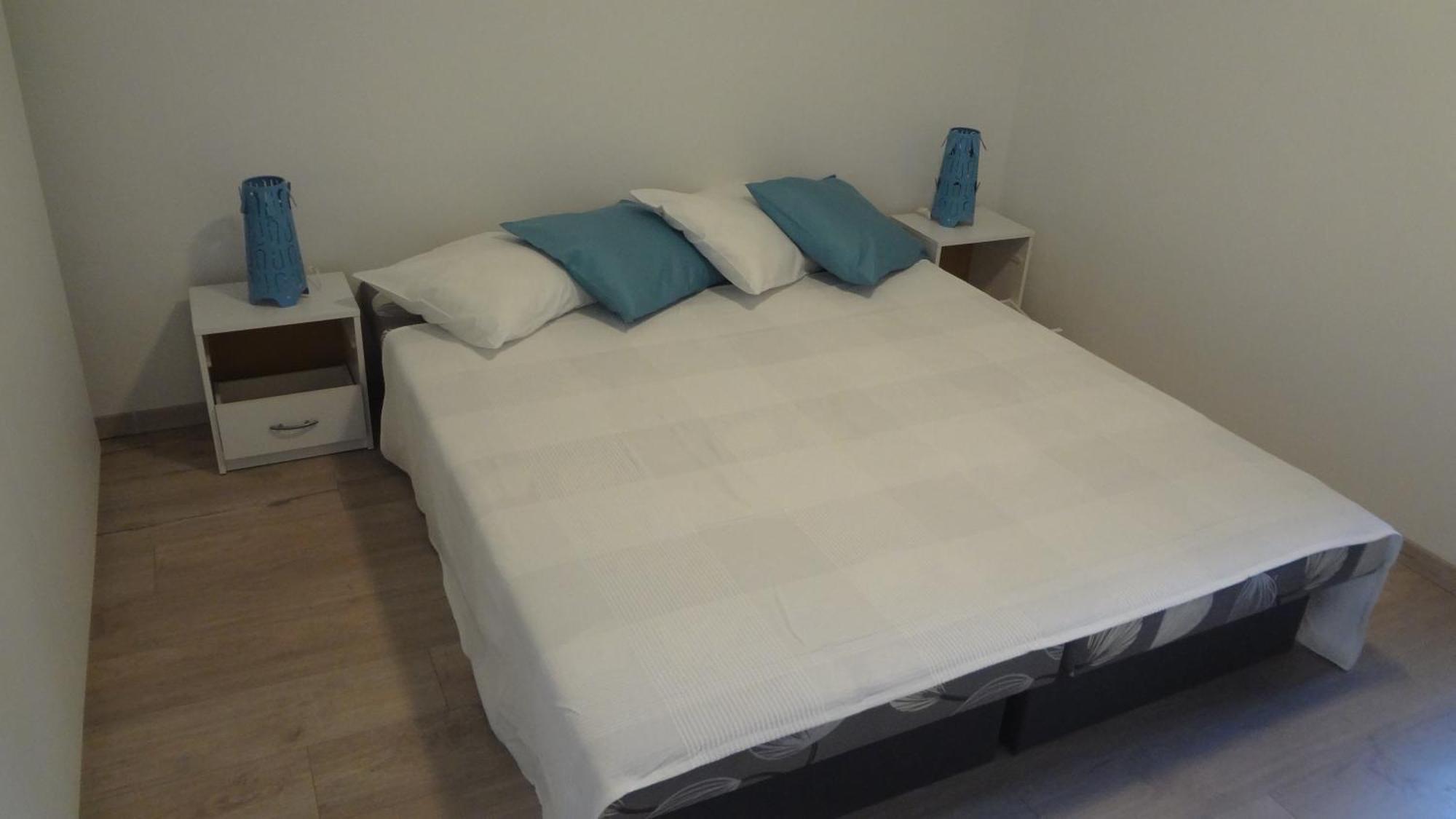 Jana Apartments Pozsony Kültér fotó